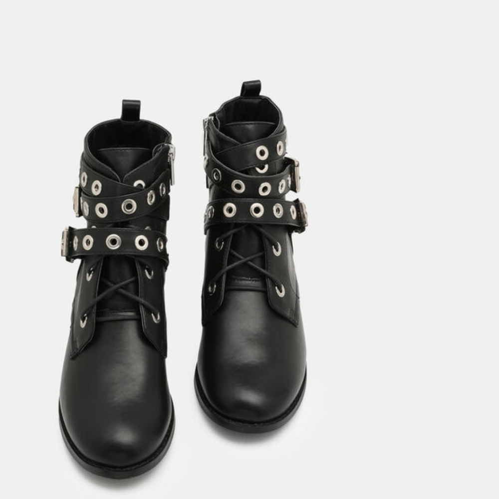 Kendall & Kylie Grommet Booties